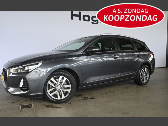 Hyundai i30 - Wagon 1.4 T-GDI Premium Clima Cruise Control Navigatie LED Rijklaarprijs Inruil Mogelijk!