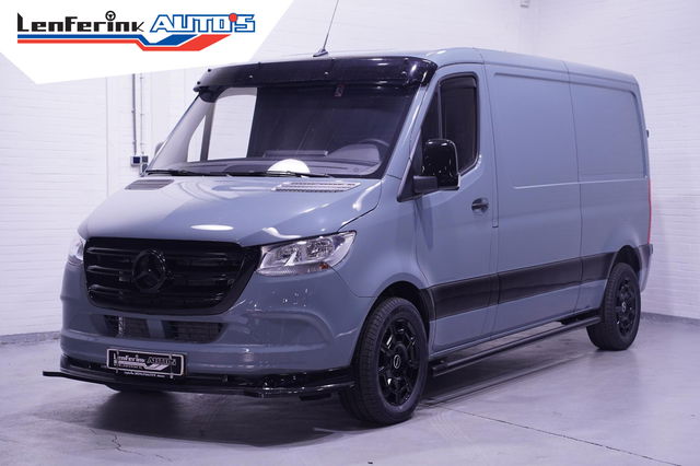 Mercedes-Benz Sprinter - 215 CDI 150 pk Black&Grey Edition L2H1 Airco, 18" LMV, Bumpers in Kleur, Zonneklep, Grille Zwart, 2-Zits