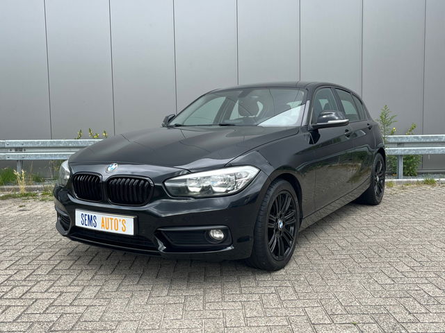 BMW 1 Serie - 118i Centennial Executive Navi / Stoel Verw. / PDC voor en achter