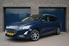 Ford Focus - Wagon 1.0 EcoBoost Titanium Business | Panoramadak | Trekhaak | Leder | Keyless