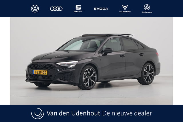 Audi A3 - Limousine 35 TFSI 150pk S-Tronic S-Line edition Panorama Navigatie Acc Led 22