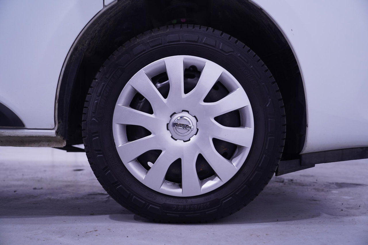 Nissan NV300