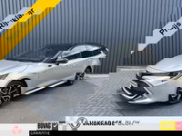 Toyota Corolla Touring Sports - 2.0 Hybrid Executive / Bi tone | JBL | Head-up | 18 inch | PDC | Rijklaar!!!