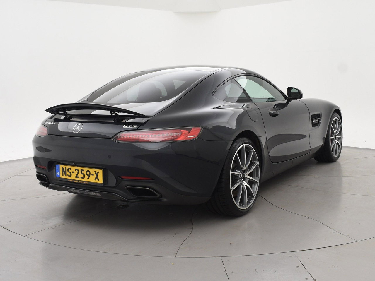Mercedes-Benz AMG GT