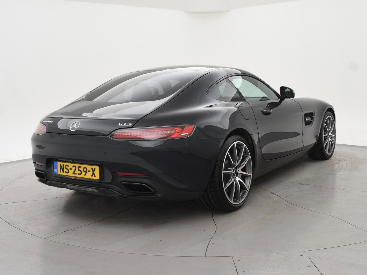 Mercedes-Benz AMG GT