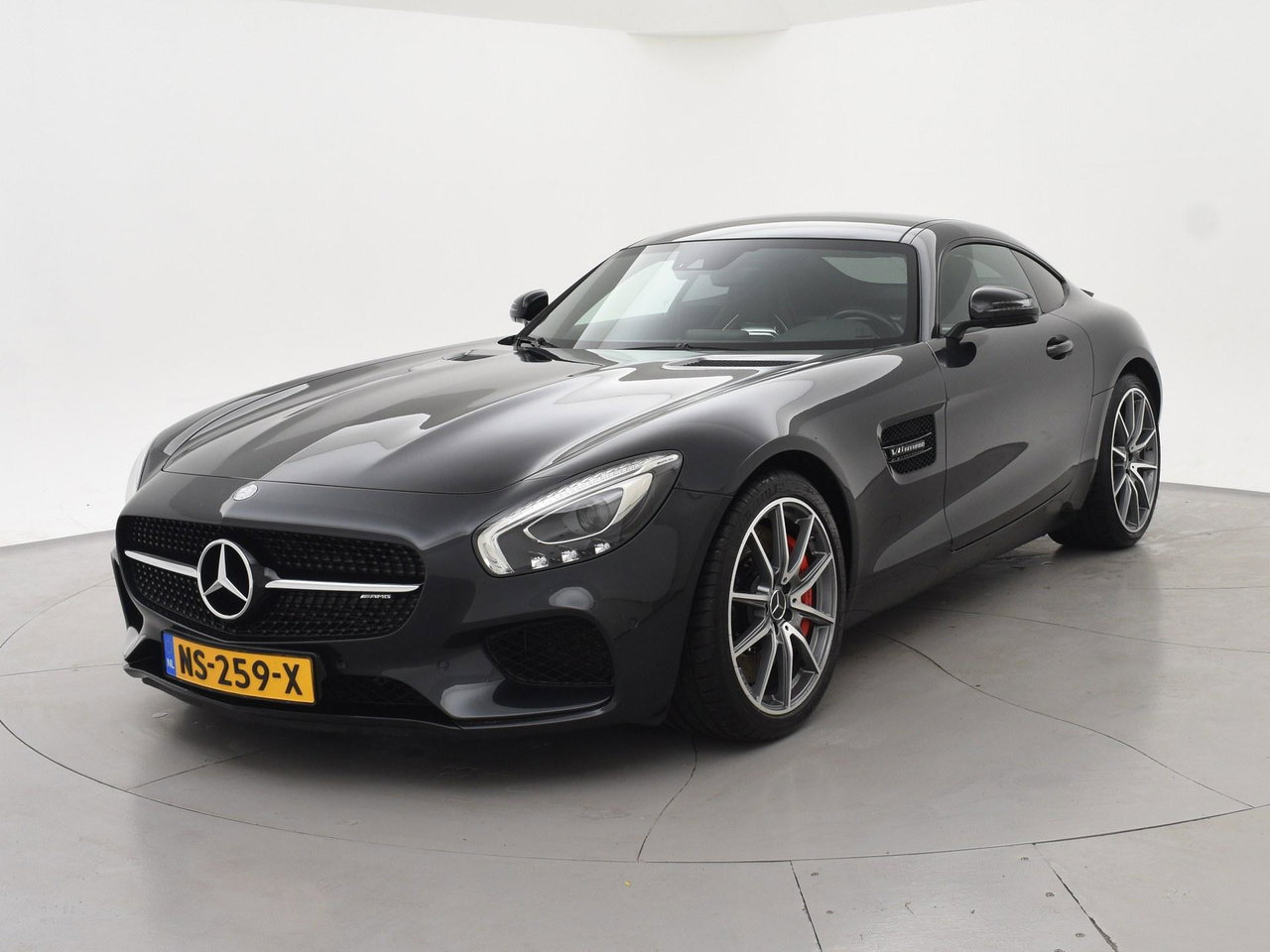 Mercedes-Benz AMG GT
