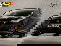 CUPRA Leon Sportstourer - 1.4 e-Hybrid VZ 245Pk Automaat (APPLE CARPLAY, GROOT NAVI, DIGITAL COCKPIT, CAMERA, LEDER, SPORTSTOELEN, STUUR/STOELVERWARMING, ADAPTIVE CRUISE, KEYLESS, ZWART HEMEL, NIEUWSTAAT)