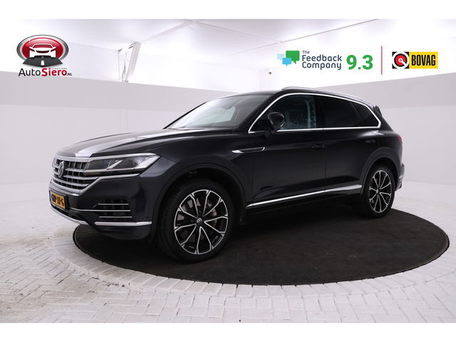 Volkswagen Touareg - EHYBRID 3.0 TSi 4MOTION Panorama, Luchtvering, Climate, Volleder.