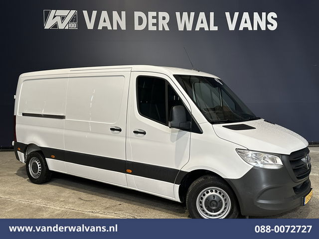 Mercedes-Benz Sprinter - 314 CDI 143pk L2H1 Euro6 Airco | Camera | Navigatie | Apple Carplay | Android Auto | Cruisecontrol Chauffeursstoel, Bijrijdersbank