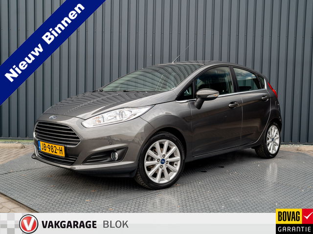 Ford Fiesta - 1.0 EcoBoost 100Pk Titanium | Trekhaak | Parkeersensoren V&A | Climate Control | Prijs Rijklaar!!