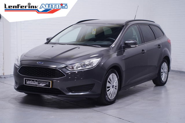 Ford Focus - Wagon 1.0 Trend Airco Stoel- en stuurverwarming PDC APK tot 10/2026