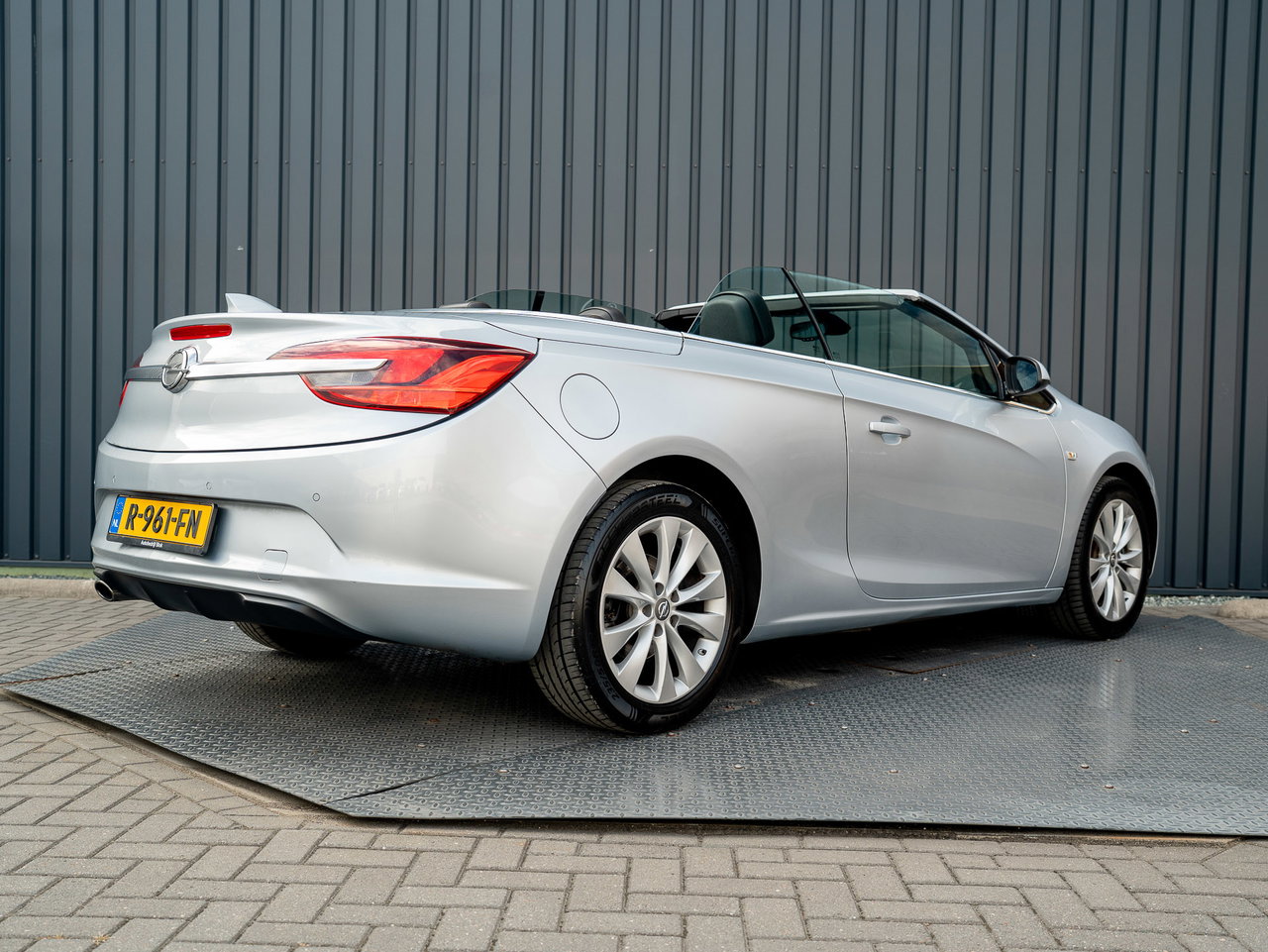 Opel Cascada