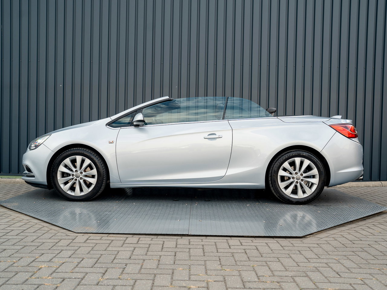 Opel Cascada