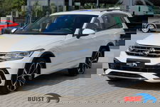 Volkswagen Tiguan - 1.4 TSI eHybrid R-Line 245pk PANO LEER IQ LIGHT TREKHAAK 20"