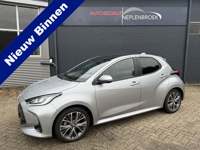 Toyota Yaris - 1.5 Hybrid 130 Launch Edition Executive Pano  11-2024 16.675 KM