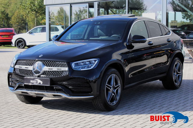 Mercedes-Benz GLC - Coupé 300e 4MATIC Business Solution AMG SCHUIFDAK CARPLAY LEER KEYLESS 360 CAMERA