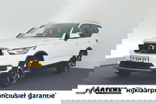 Volvo XC40 - 1.5 129pk Automaat T2 Core Camera Keyless Stoelverwarming Navigatie