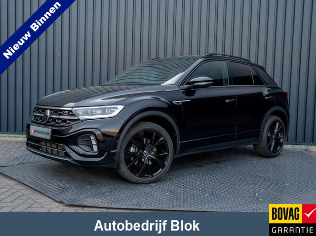 Volkswagen T-Roc - 1.5 TSI R-Line Black Style | Panodak | Beats | Keyless | Trekhaak afnb | IQ Light | Side Assist | Prijs Rijklaar!!