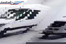 Mercedes-Benz Sprinter - 315 CDI 150 pk L3H2 Dubbel Cabine Navi 360 Camera, AMG Grille, 18" LMV, Sidebars, Zonneklep, 6-Zits