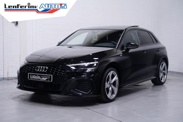 Audi A3 - Sportback 35 TFSI S Line Panoramadak Apple Carplay NAP 1e Eigenaar Full led
