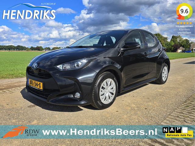 Toyota Yaris - 1.5 Hybrid 115 Business - Euro 6 - 95 Pk - Navigatie - ParkeerCamera - AppleCarplay AndroidAuto