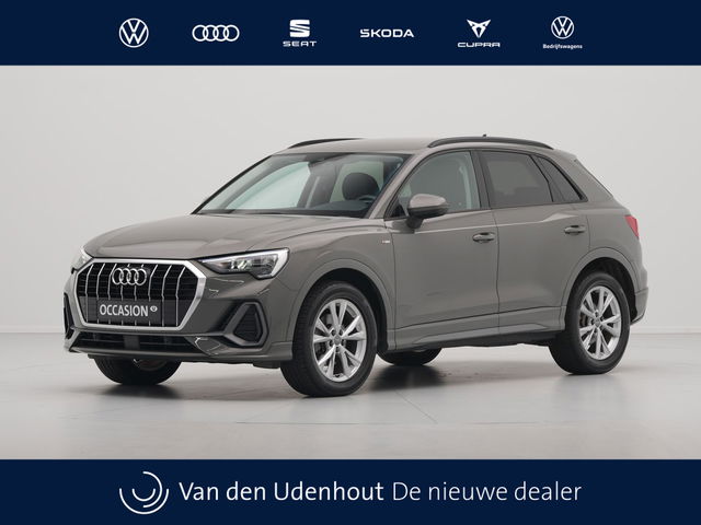 Audi Q3 - 35 TFSI 150pk Edition S line Navigatie dig display privacy glass 17