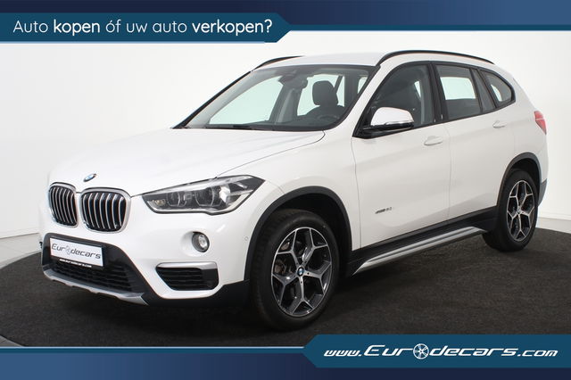 BMW X1 - sDrive20i High Executive *Leer*Ambiente*Trekhaak*