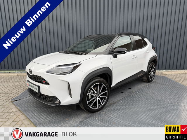 Toyota Yaris Cross - 1.5 Hybrid 130 GR Sport | Pano dak | 7.500 km | JBL | Head-up | Rijklaar!!