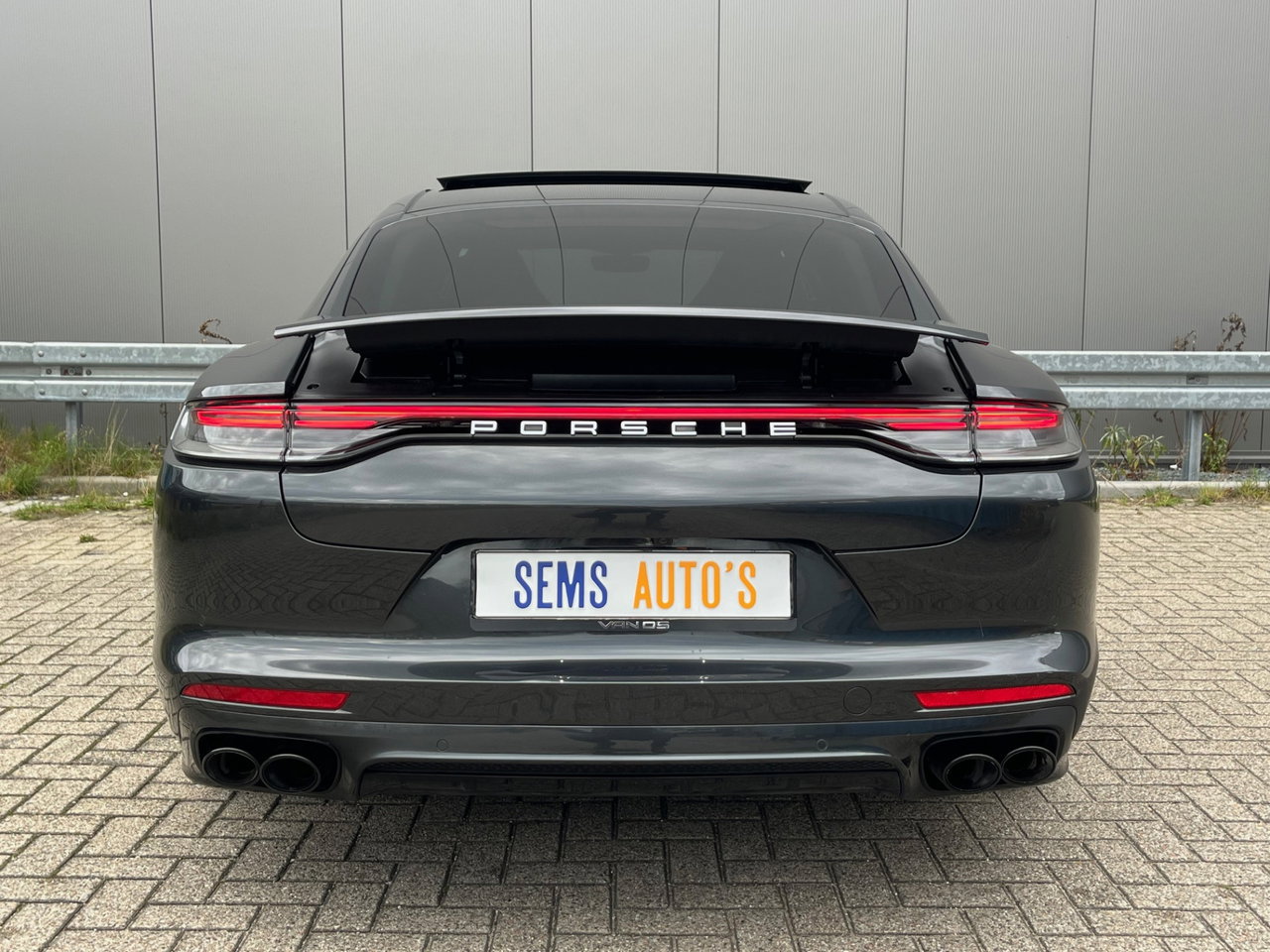 Porsche Panamera