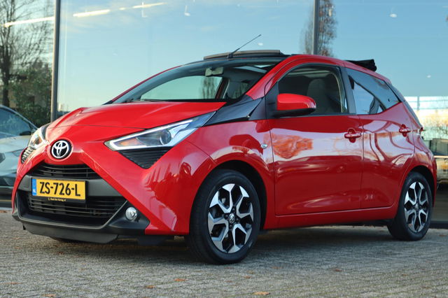 Toyota Aygo - 1.0 VVT-i X-JOY AUT. CABRIO | CARPLAY | CAMERA | NAVI | LMV | CLIMATE