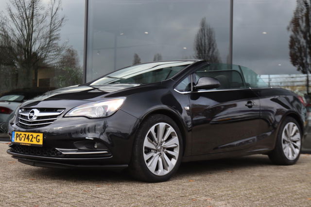 Opel Cascada - 1.6 TURBO 170PK AUT. INNOVATION | STOEL- STUURVERW. | NAVI | TREKHAAK AFN. |