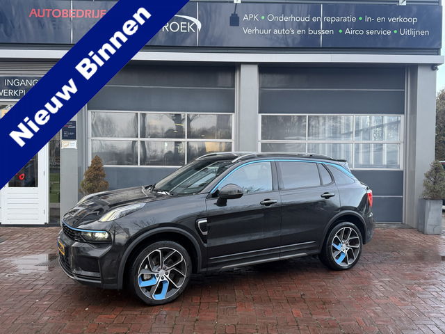 Lynk & Co 01 - 1.5 LED | Stoelverw. | Pano | Navi | Clima | Camera | ACC | PDC  2023 45.000 KM zwart hemel