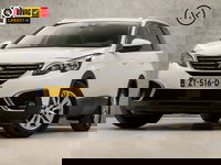 Peugeot 5008 - 1.2 PureTech Sport 7 Persoons (APPLE CARPLAY, GROOT NAVI, LANE ASSIST, GETINT GLAS, LEDEREN SPORTSTOELEN, PARKEERSENSOREN, CRUISE, NIEUWE APK, NIEUWSTAAT)