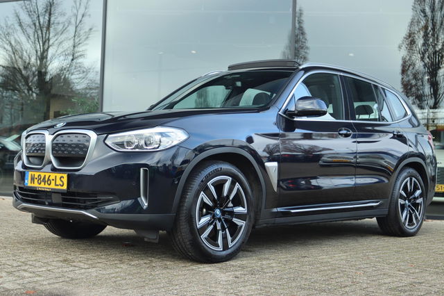 BMW iX3 - EXECUTIVE 80 KWH SOH 98% | PANO | TREKHAAK | LED |  CAMERA |  MEMORY | CARPLAY | VIRTUAL COCKPIT