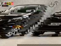 Opel Grandland X - 1.2 Turbo Sport Automaat (APPLE CARPLAY, GROOT NAVI, LM VELGEN, SPORTSTOELEN, LED KOPLAMPEN, PARKEERSENSOREN, CRUISE, ELEK PAKKET, NIEUWSTAAT)