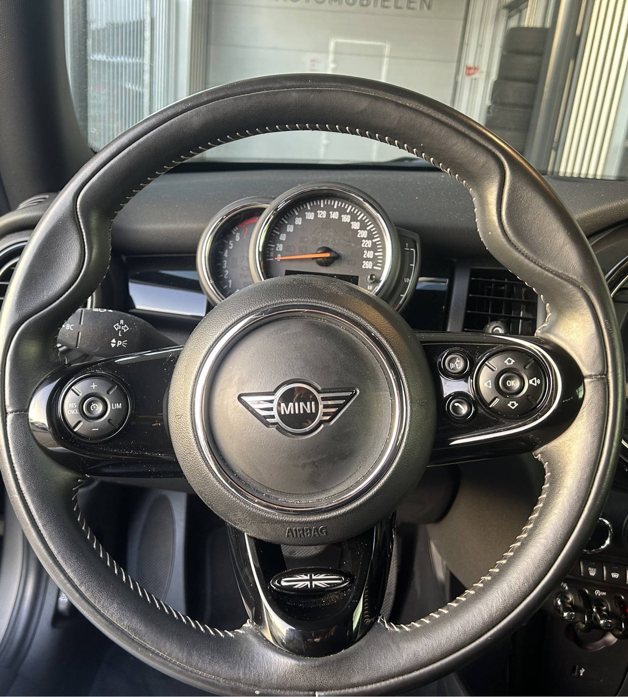 MINI One