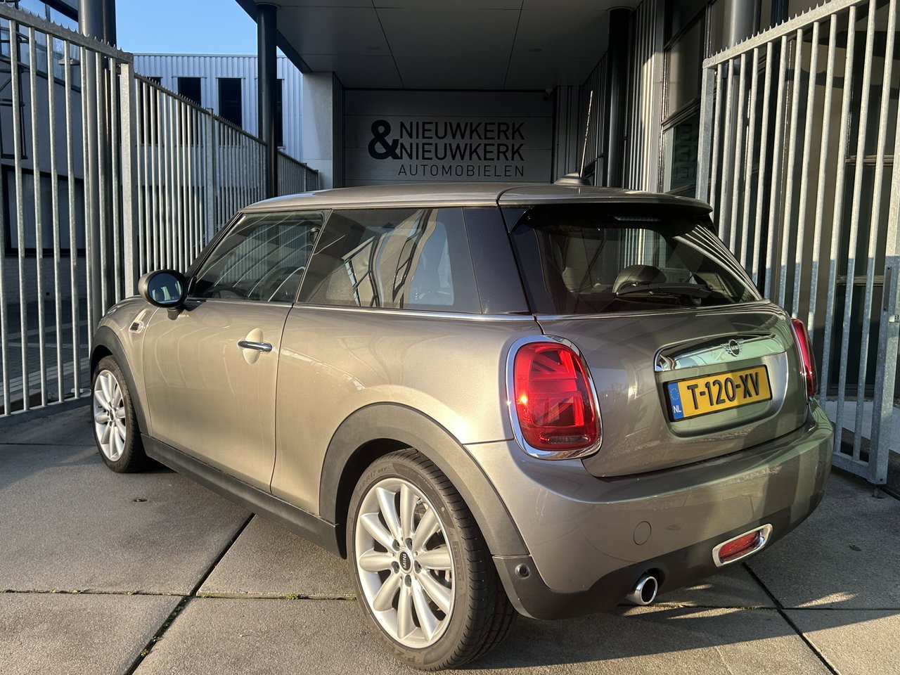 MINI One