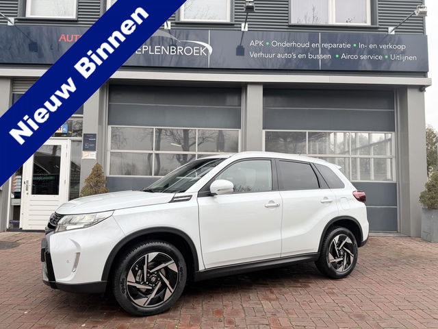 Suzuki Vitara - 1.5 Hybrid Style Automaat Panodak  02-2025 25.103 KM 10 jaar Garantie