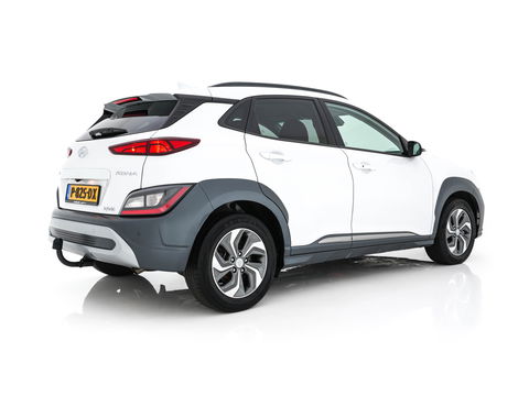 Hyundai KONA 1.6 GDI HEV Fashion (INCL-BTW) Aut. *NAVI-FULLMAP | DIGI-COCKPIT | FULL-LED | KEYLESS | CAMERA | HEAD-UP | SHIFT-PADDLES | DAB | COMFORT-SEATS | PRIVACY-GLASS | TOWBAR | 16 "ALU*