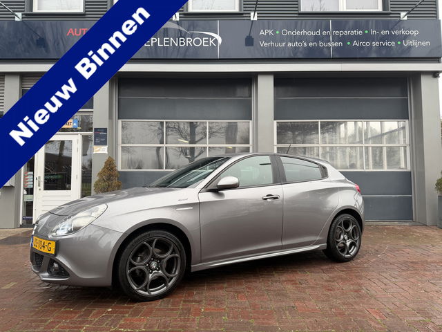 Alfa Romeo Giulietta - 1.6 JTDm Sprint bj 2016 18inch,Navi,Cruise,Clima 120pk Dealer onderhouden