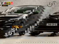 Opel Grandland X - 1.2 Turbo Sport Automaat (APPLE CARPLAY, GROOT NAVI, PARKEERSENSOREN, SPORTSTOELEN, CRUISE, LM VELGEN, LED KOPLAMPEN, NIEUWSTAAT)