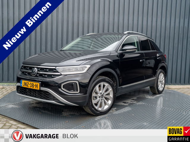 Volkswagen T-Roc - 1.5 TSI Life Edition | IQ Light | Navi | Stoelverw. | Trekhaak afnb. | Prijs Rijklaar!!