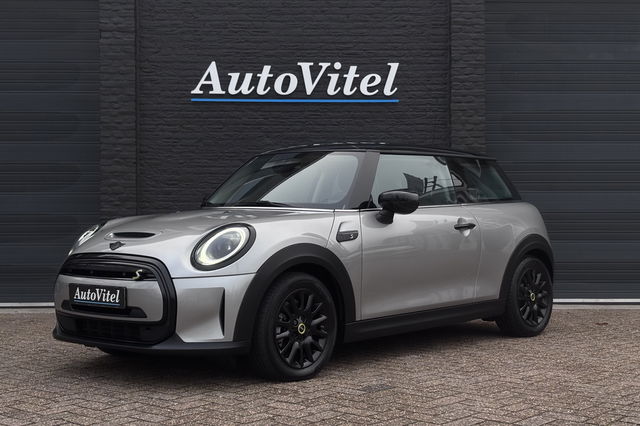 MINI Electric - Cooper SE 33 kWh | Camera | Comfort Access | Stoelverwarming | LED