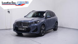 BMW iX1 - xDrive30 Launch Edition 67 kWh Shadow-Line NAP Rijklaar Accucertificaat 99%