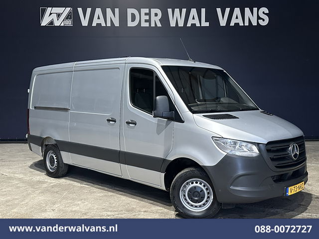 Mercedes-Benz Sprinter - 315 CDI 150pk L2H1 Euro6 Airco | Camera | Apple Carplay | Trekhaak | Chauffeursstoel Android Auto