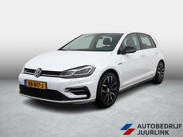 Volkswagen Golf - 1.5 TSI Highline Automaat/R-Line Trekhaak