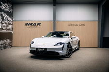 Porsche Taycan - Performance 84 kWh | NL geleverd | Sport Chrono | Bose | Electric Sport Sound | Stoelverwarming |