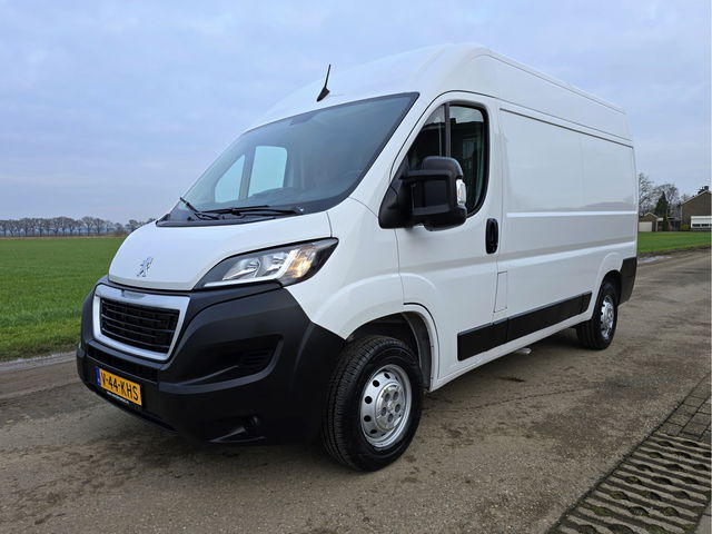 Peugeot Boxer - 2.2 BlueHDi L2 H2 3.5T 140 Pk - Euro 6 - Navi - Airco - Cruise Control