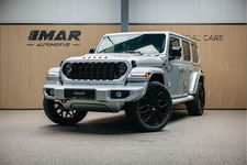 Jeep Wrangler - Unlimited 4xe 380 Sahara | Corse Edition Custom Made | Hybride | Stuur- en Stoelverwarming | Achteruitrijcamera |