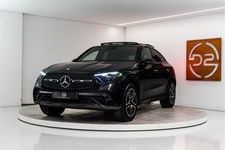 Mercedes-Benz GLC - Coupé 400e 4MATIC AMG 381PK | Pano | Burmester | Sfeer | Carbon | Trekhaak | BOMVOL!